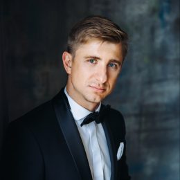 Виталий Почобут